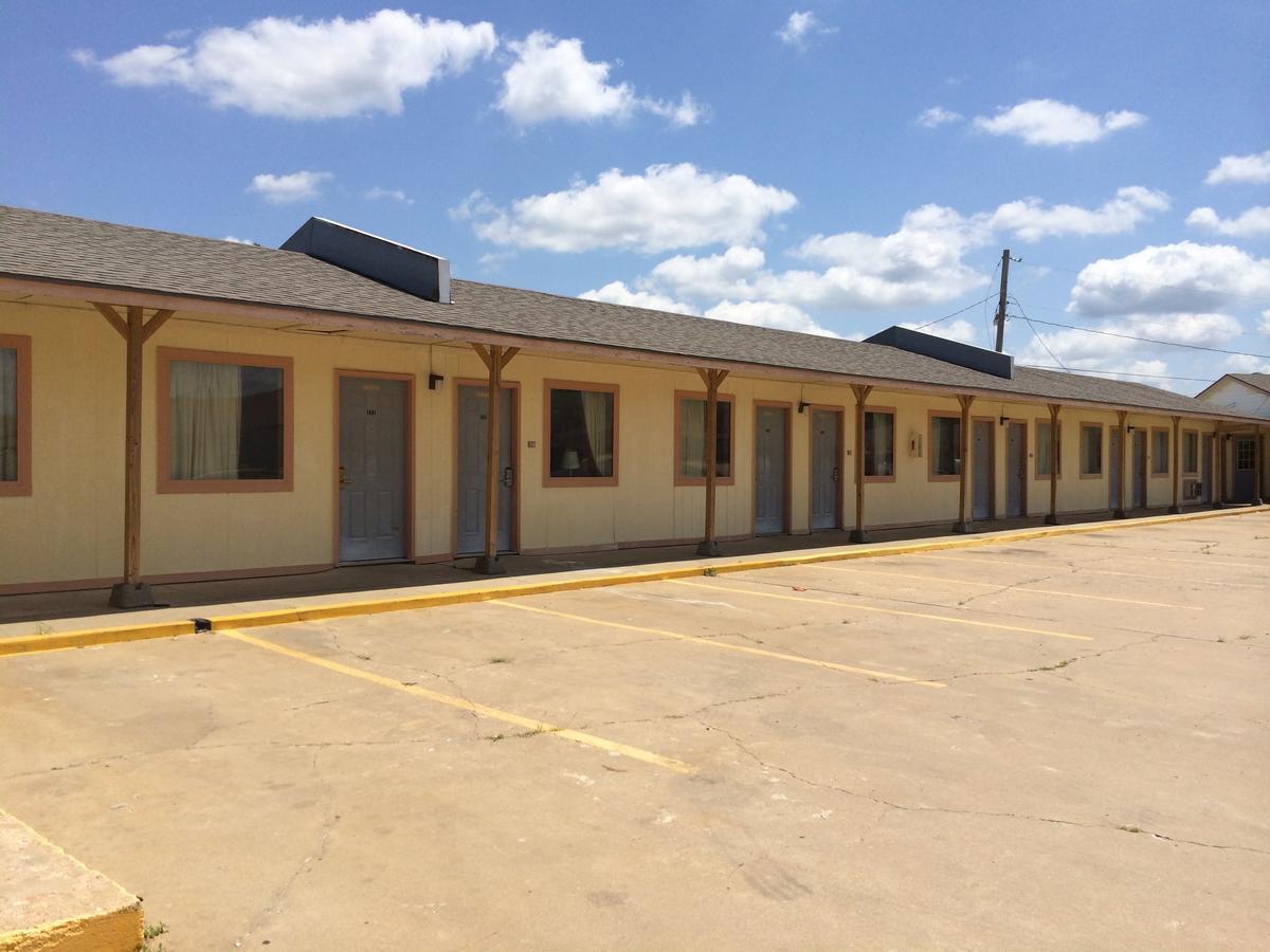 Lake Shore Motel Mannford Buitenkant foto