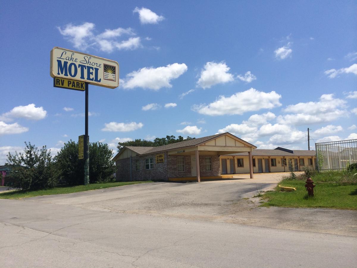 Lake Shore Motel Mannford Buitenkant foto